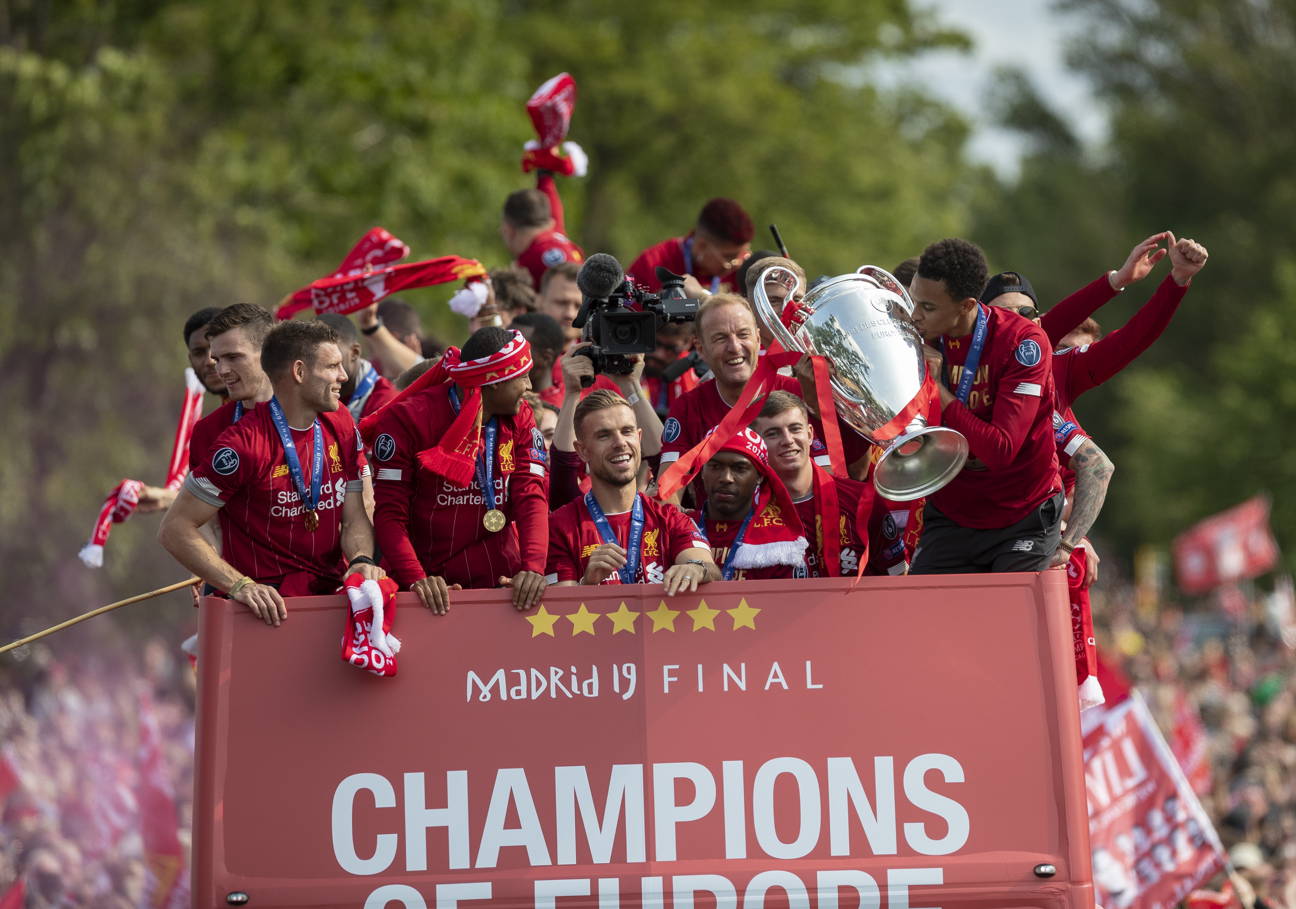 早报：一夜倒退11年