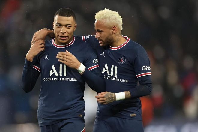 一五挡拆直接命中三分，解说：徐杰调动一五挡拆比外援还出色徐杰厉害不愧是